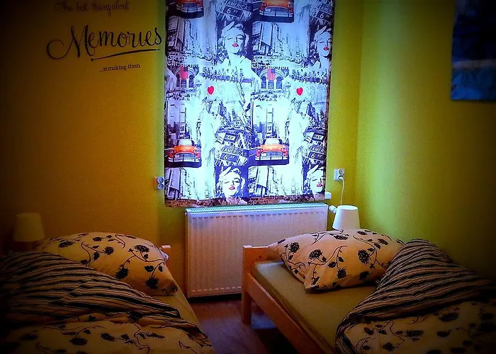 Auberge de jeunesse Puzzle - Jezyce *