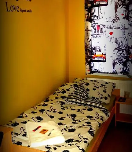 Auberge de jeunesse Puzzle - Jezyce *