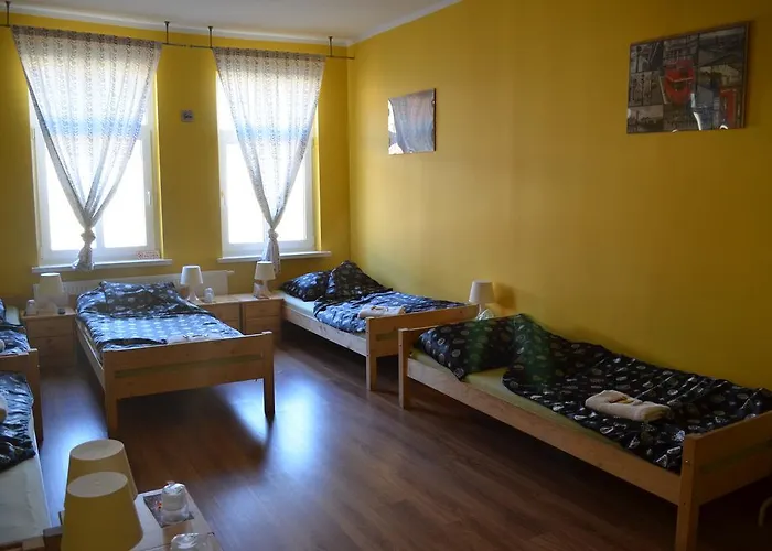 Auberge de jeunesse Puzzle - Jezyce *