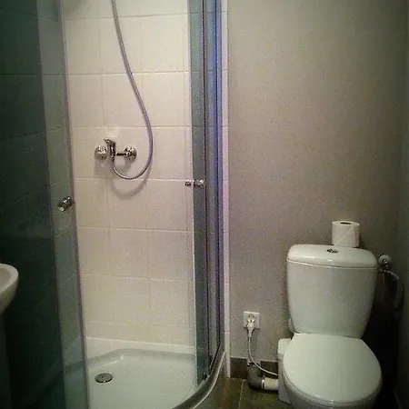 Hostel Puzzle - Jezyce