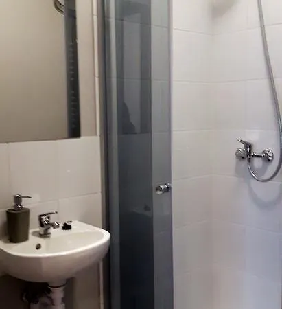 Hostel Puzzle - Jezyce