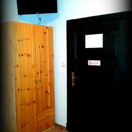 Puzzle Hostel *