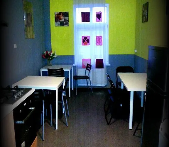 Puzzle - Jezyce אכסניה פוזנן